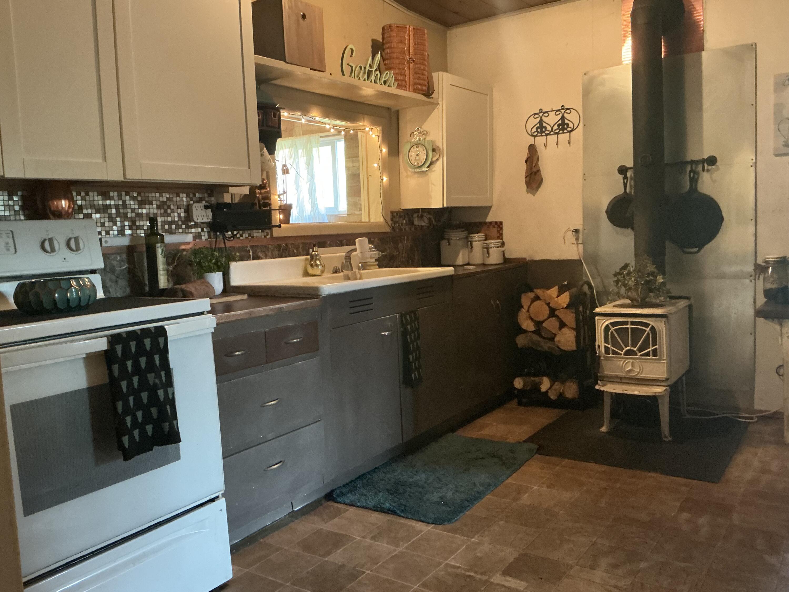 Lazy River West - Land