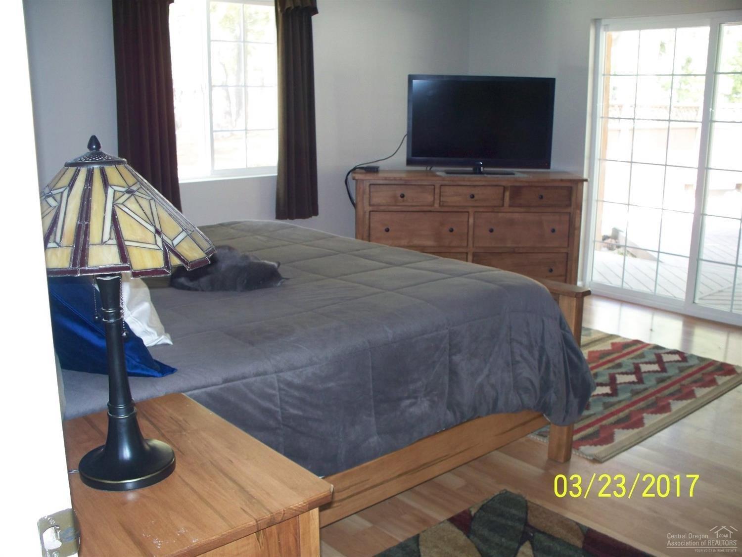 Ponderosa Pines - Residential