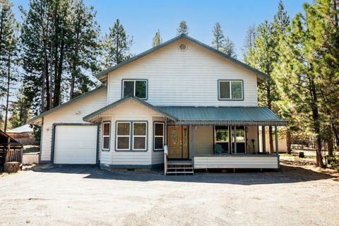 Photo of 51577 Ash Road, La Pine, OR 97739 (MLS # 220215160)