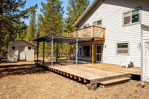 Tiny photo for 51577 Ash Road, La Pine, OR 97739 (MLS # 220215160)