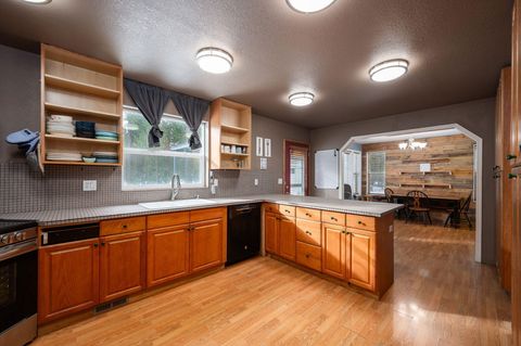 Tiny photo for 51577 Ash Road, La Pine, OR 97739 (MLS # 220215160)