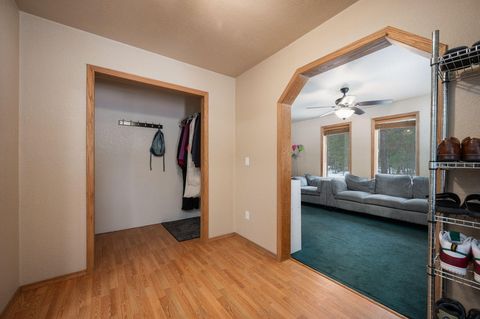 Tiny photo for 51577 Ash Road, La Pine, OR 97739 (MLS # 220215160)