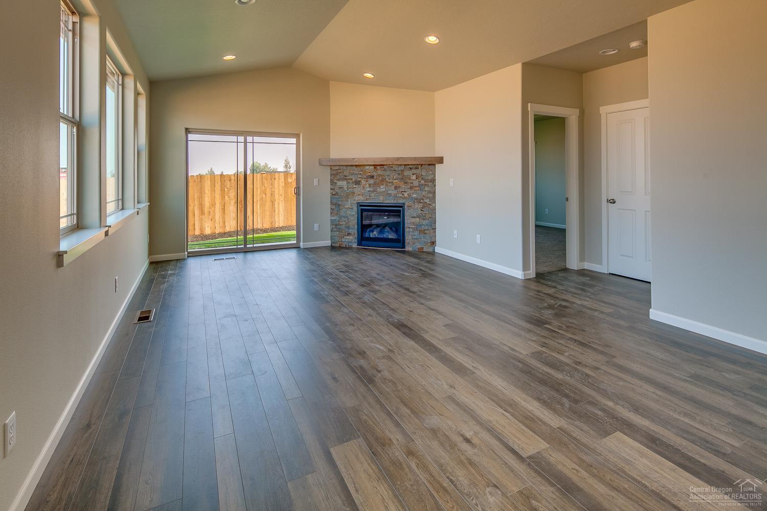 Fieldstone Crossing - Residential