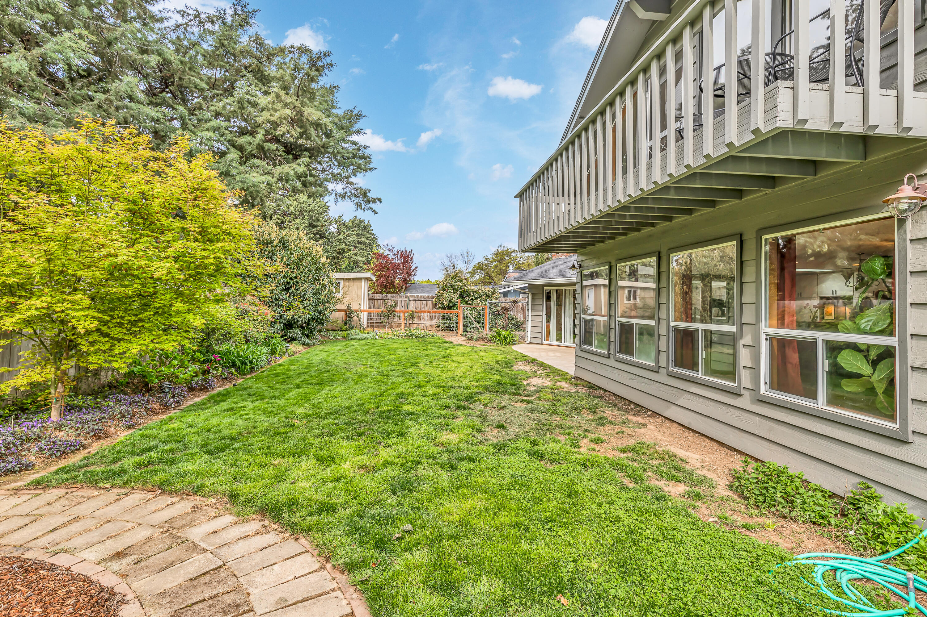 Siskiyou Heights Addition - Residential