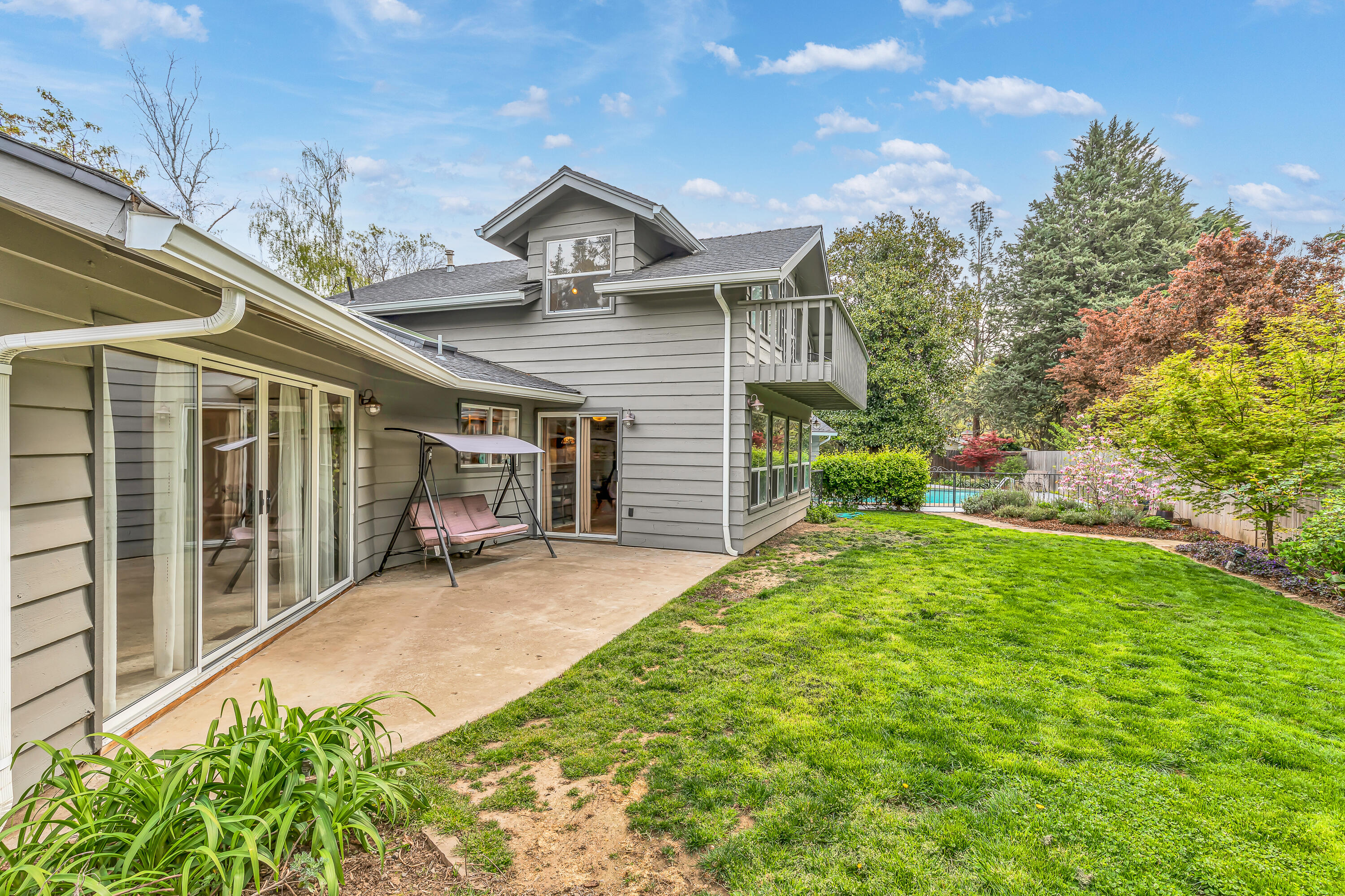 Siskiyou Heights Addition - Residential