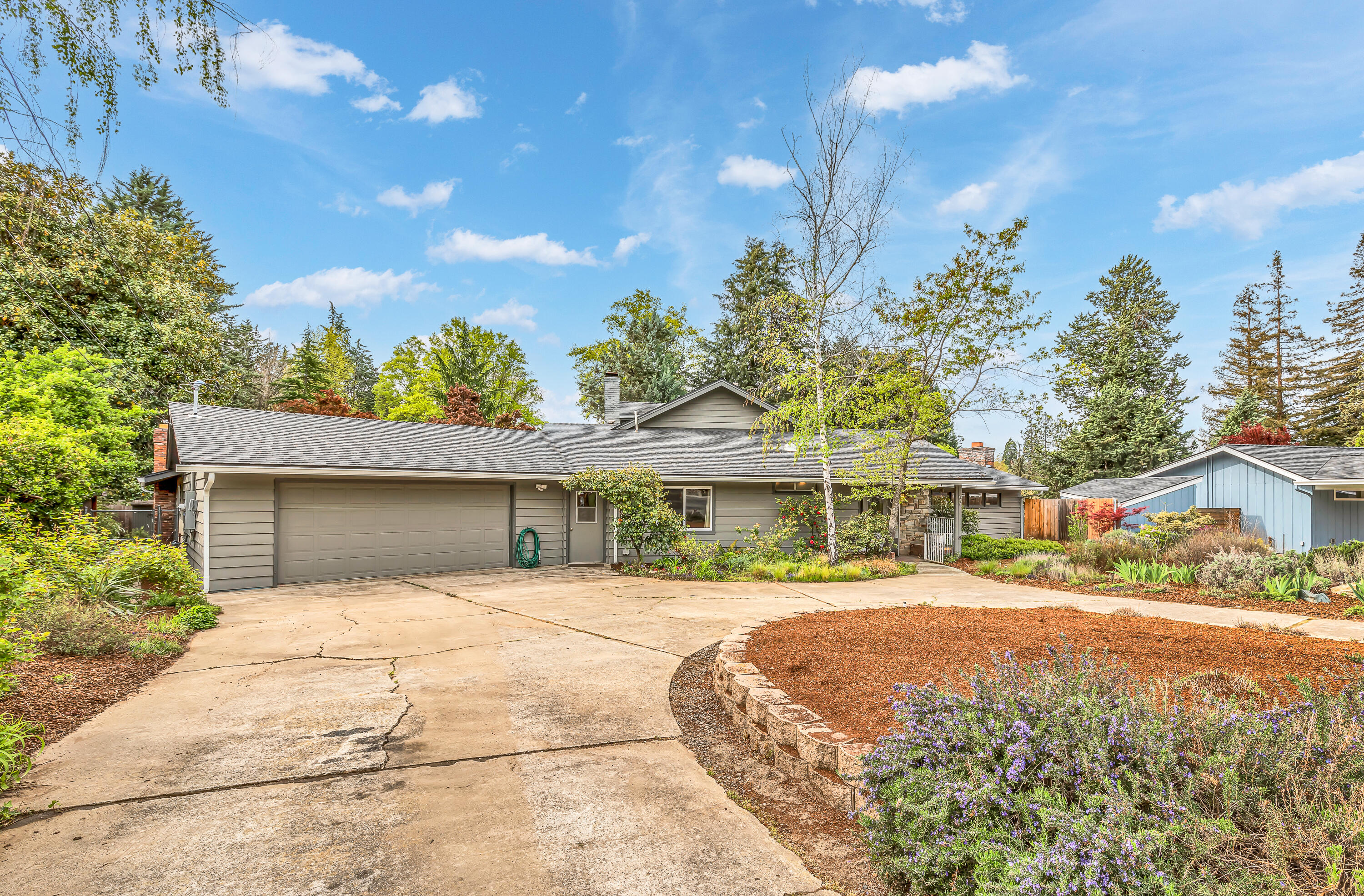 Siskiyou Heights Addition - Residential