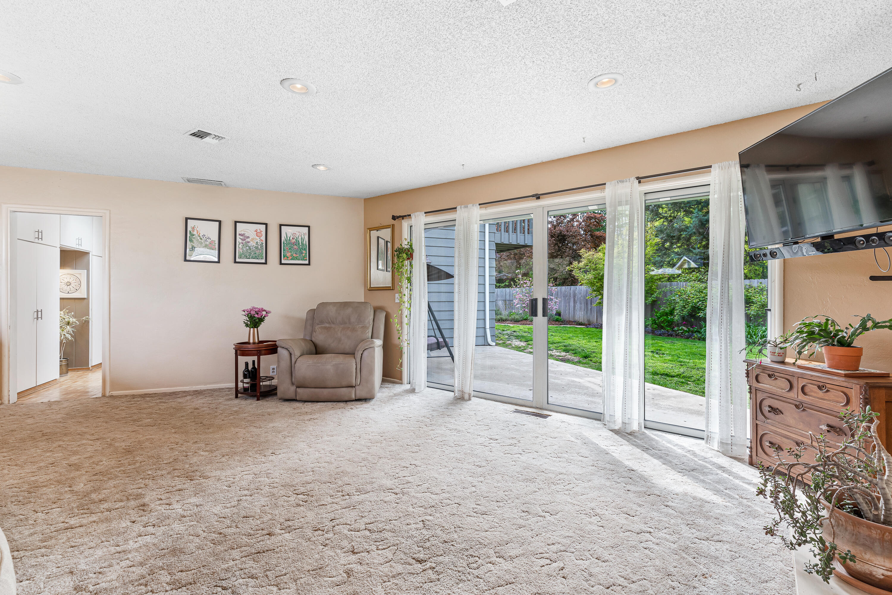 Siskiyou Heights Addition - Residential