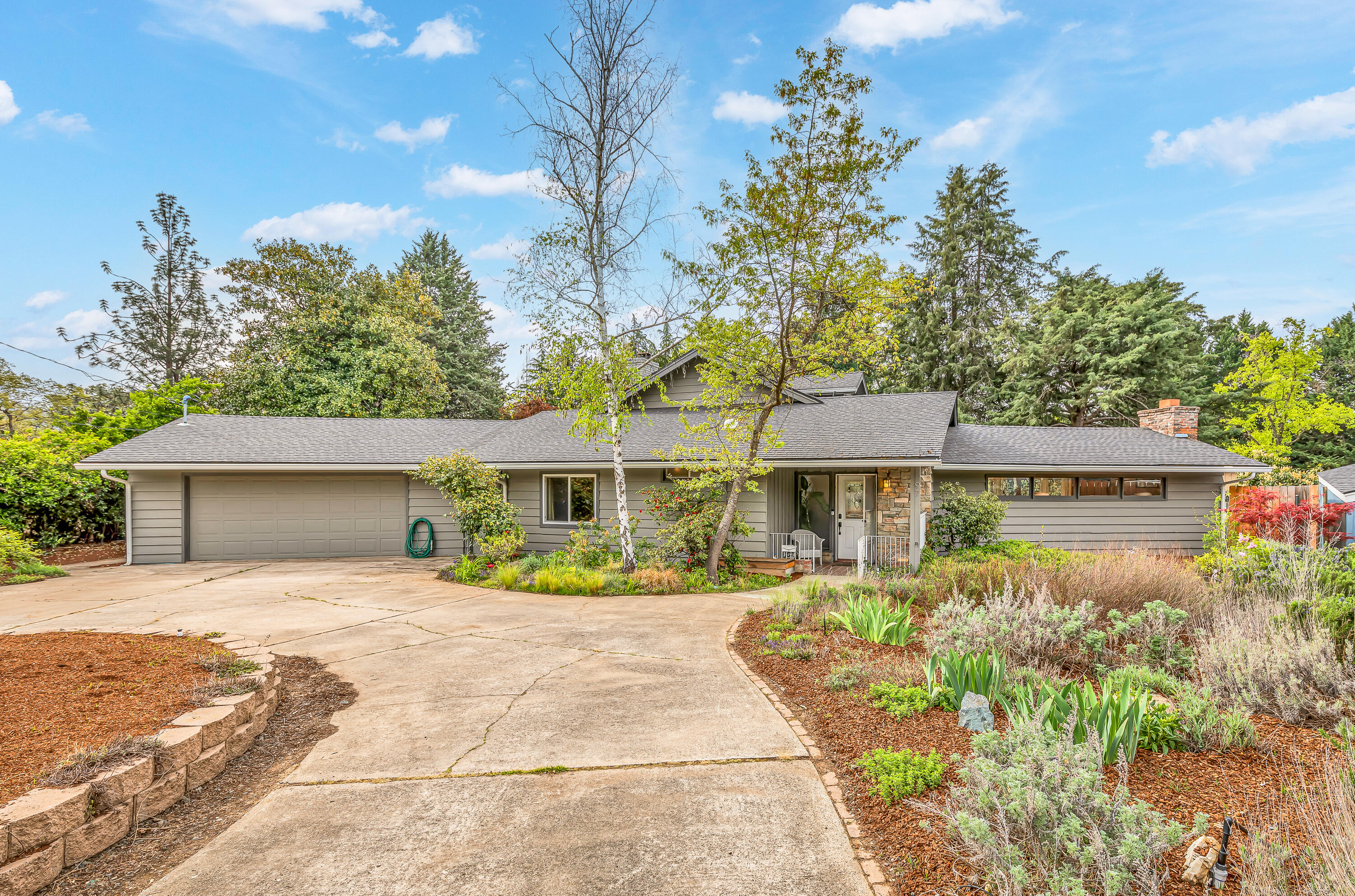 Siskiyou Heights Addition - Residential