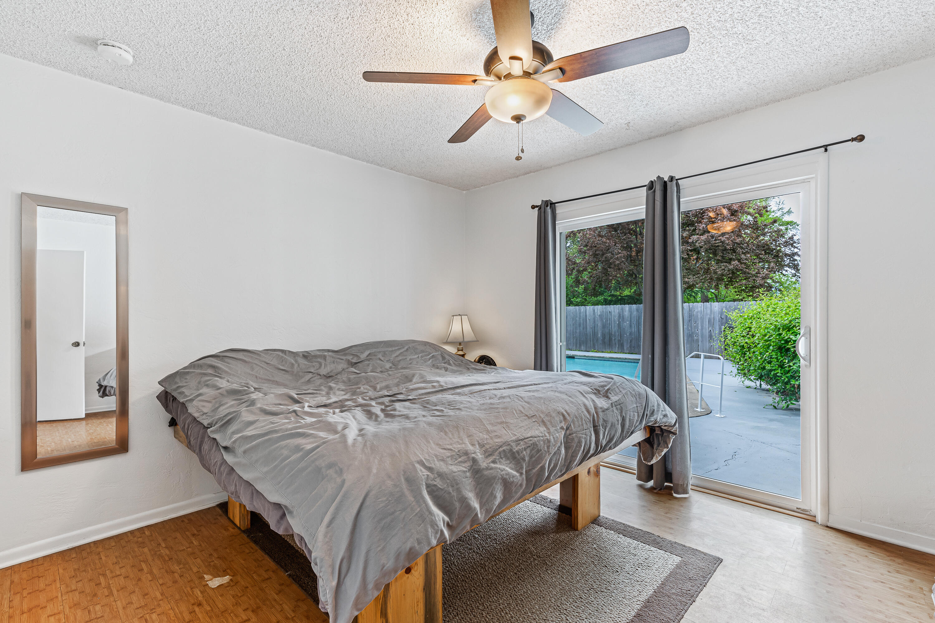 Siskiyou Heights Addition - Residential