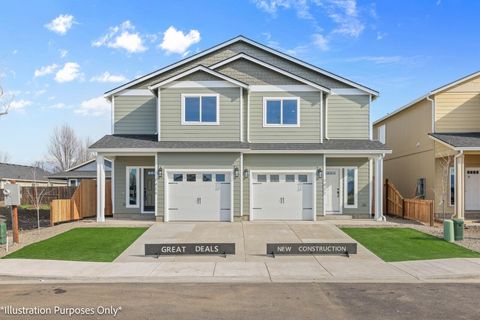 Photo of 7414 Denman Court, White City, OR 97503 (MLS # 220215100)
