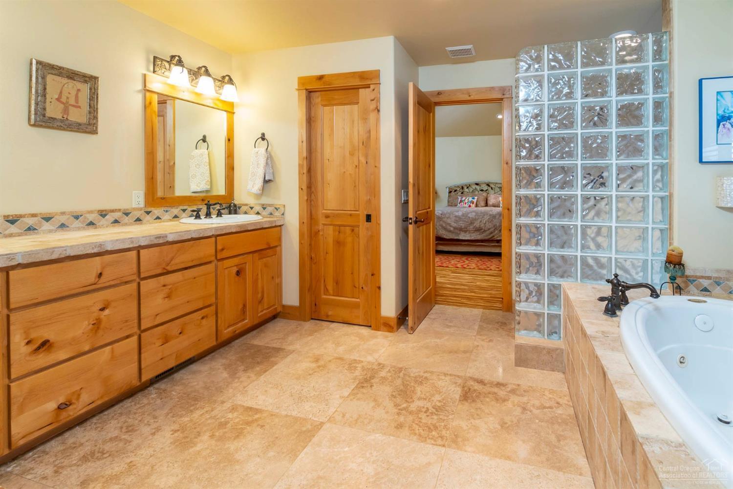 Wyndemere - Residential