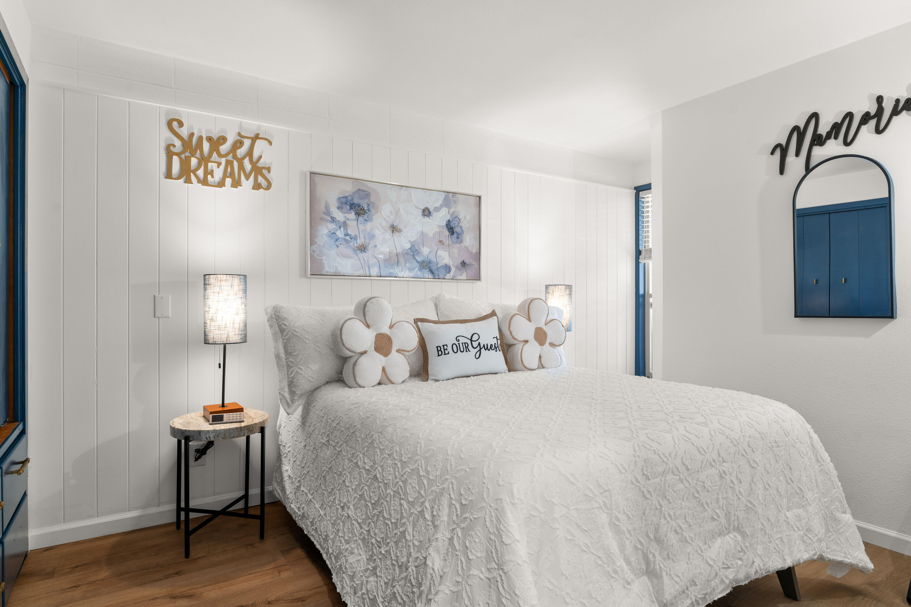 Abbot House Condo - Residential