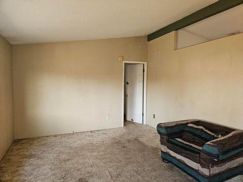 Tiny photo for 15314 Pioneer Road, Klamath Falls, OR 97601 (MLS # 220214329)