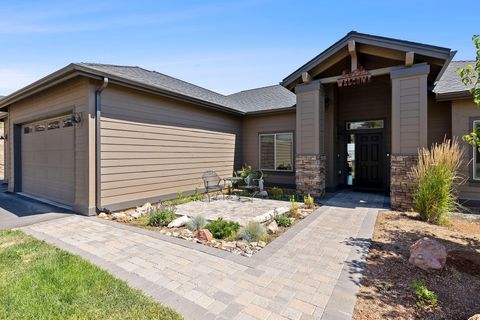 2213 NE Bunchgrass Court Madras OR 97741