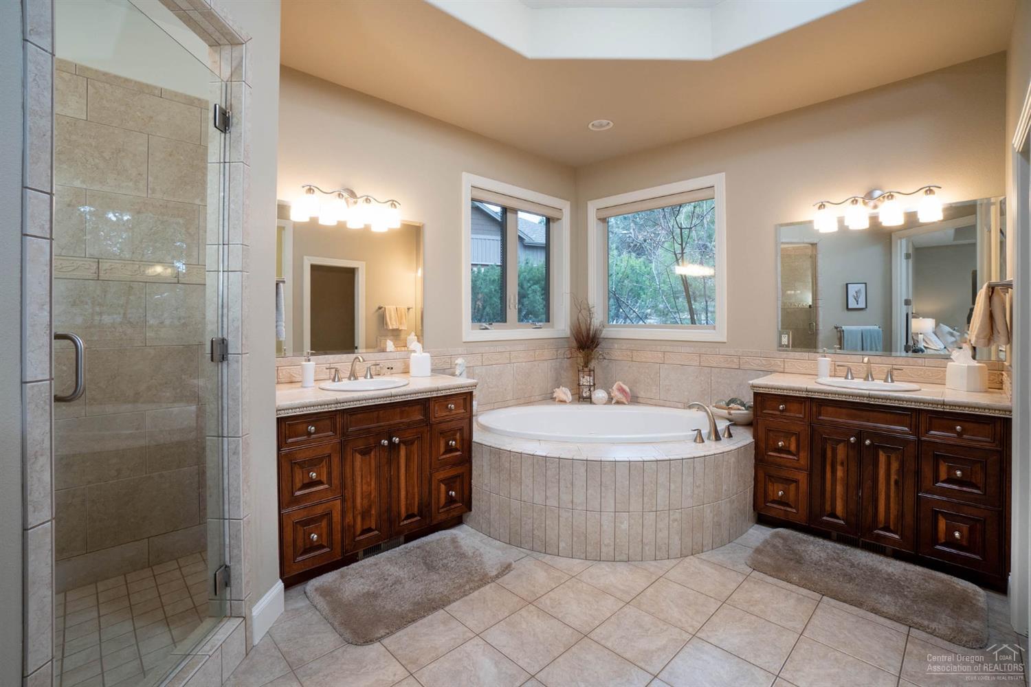 Awbrey Glen - Residential