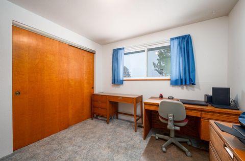 Tiny photo for 61747 Somerset Drive, Bend, OR 97702 (MLS # 220215313)