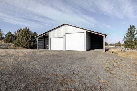 Tiny photo for 61747 Somerset Drive, Bend, OR 97702 (MLS # 220215313)