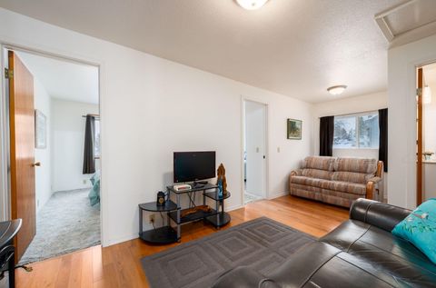 Tiny photo for 61747 Somerset Drive, Bend, OR 97702 (MLS # 220215313)