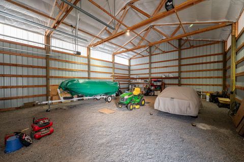 Tiny photo for 61747 Somerset Drive, Bend, OR 97702 (MLS # 220215313)