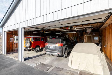 Tiny photo for 61747 Somerset Drive, Bend, OR 97702 (MLS # 220215313)