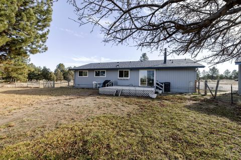 Tiny photo for 61747 Somerset Drive, Bend, OR 97702 (MLS # 220215313)