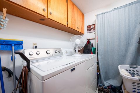 Tiny photo for 61747 Somerset Drive, Bend, OR 97702 (MLS # 220215313)