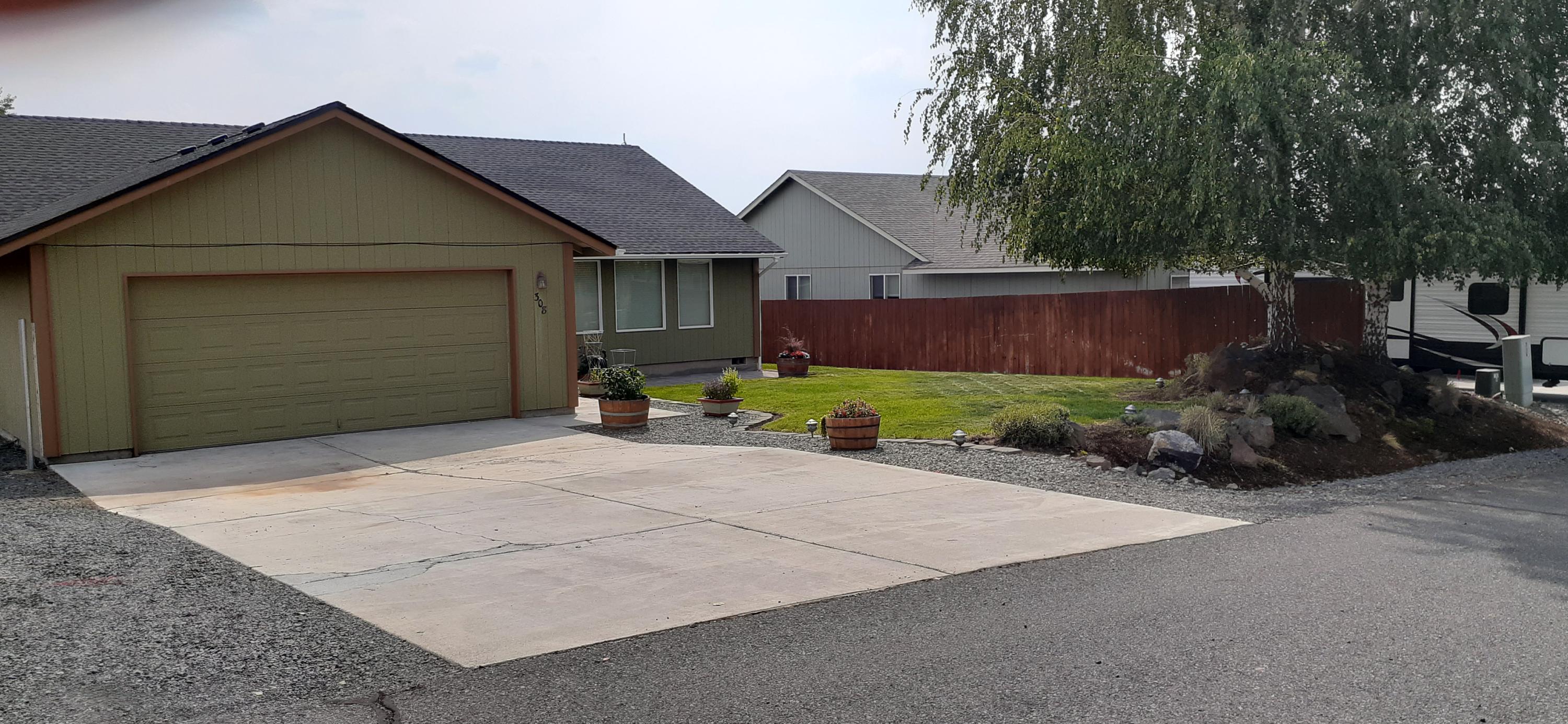 Palisades Estate - Residential