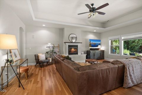 Tiny photo for 2720 Montara Drive, Medford, OR 97504 (MLS # 220225912)