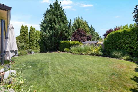 Tiny photo for 2720 Montara Drive, Medford, OR 97504 (MLS # 220225912)