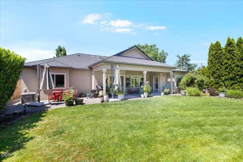 Tiny photo for 2720 Montara Drive, Medford, OR 97504 (MLS # 220225912)