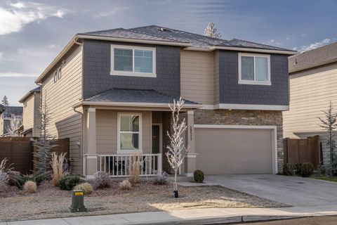 Photo of 20513 SE Byron Avenue, Bend, OR 97702 (MLS # 220214213)