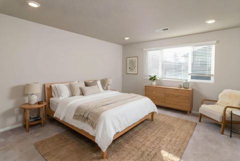 Tiny photo for 20513 SE Byron Avenue, Bend, OR 97702 (MLS # 220214213)