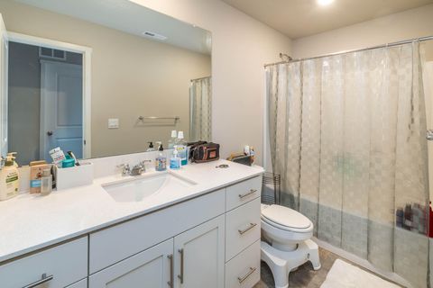 Tiny photo for 20513 SE Byron Avenue, Bend, OR 97702 (MLS # 220214213)