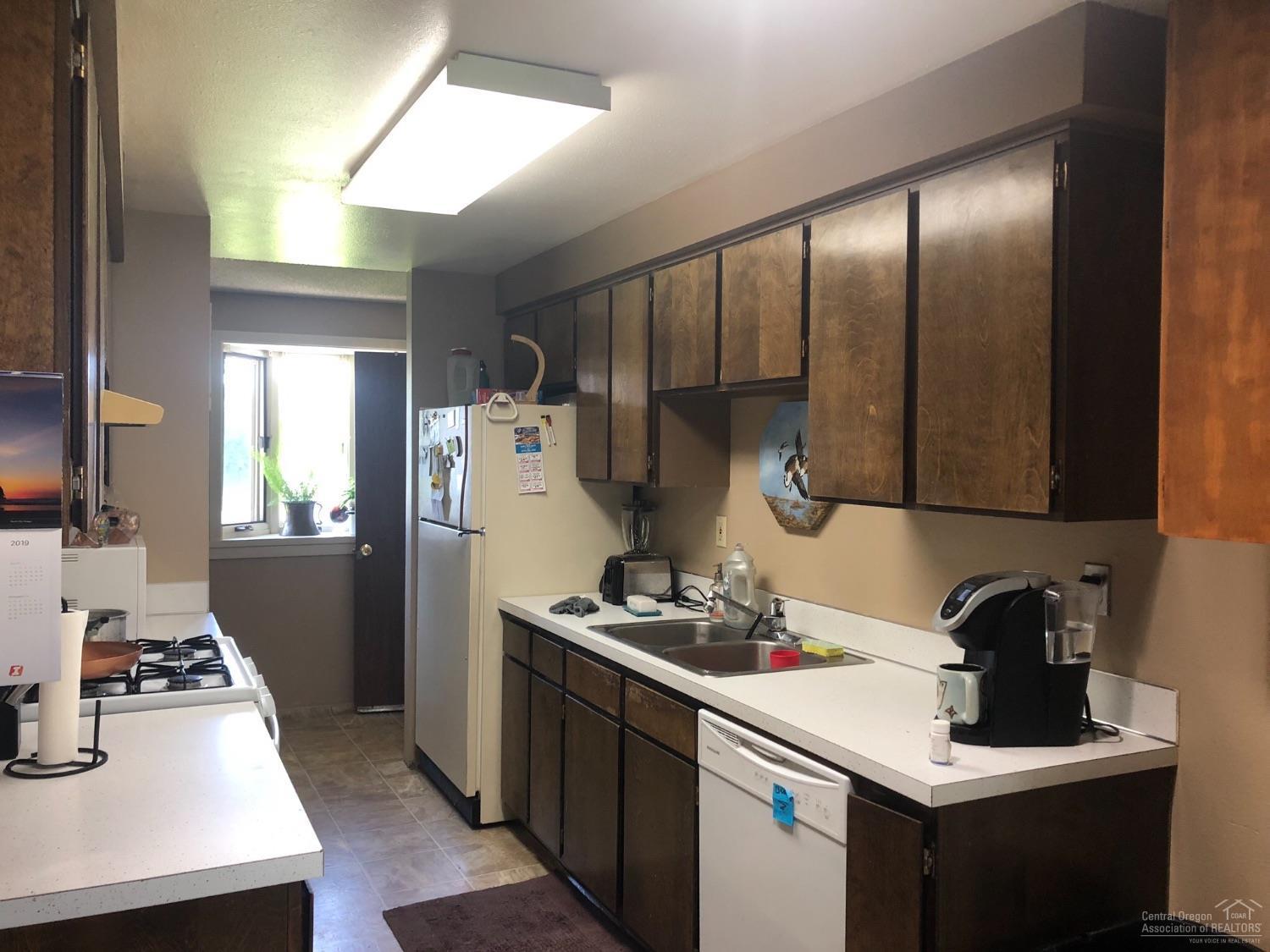 South Moreland Acres - Residential