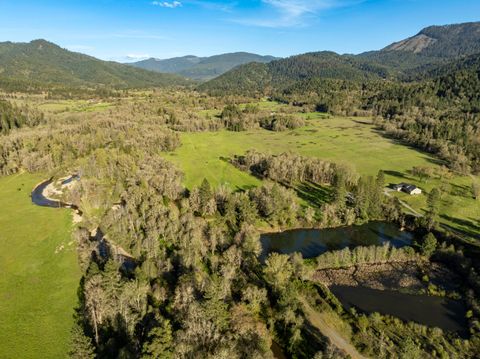 Tiny photo for 1775 Leland Road, Wolf Creek, OR 97497 (MLS # 220219255)