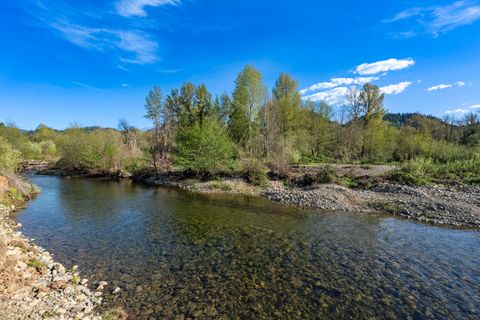 Tiny photo for 1775 Leland Road, Wolf Creek, OR 97497 (MLS # 220219255)