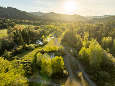 Tiny photo for 1775 Leland Road, Wolf Creek, OR 97497 (MLS # 220219255)
