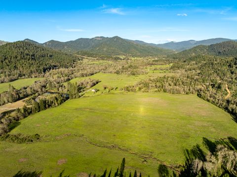 Tiny photo for 1775 Leland Road, Wolf Creek, OR 97497 (MLS # 220219255)
