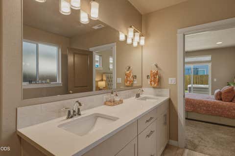 Tiny photo for 1815 W Williamson Avenue, Sisters, OR 97759 (MLS # 220224504)