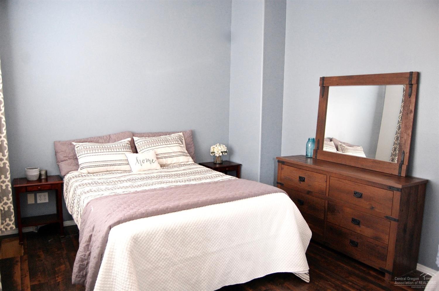 Yellowpine - Residential