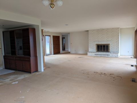 Tiny photo for 2501 Wagon Trail Drive, Jacksonville, OR 97530 (MLS # 220211875)