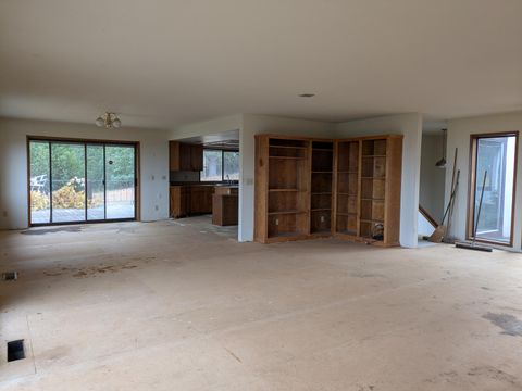 Tiny photo for 2501 Wagon Trail Drive, Jacksonville, OR 97530 (MLS # 220211875)