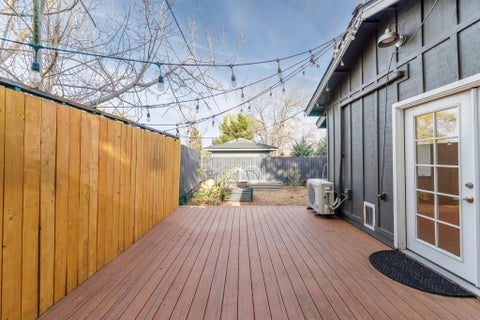 Tiny photo for 1382 NE Drost Drive, Bend, OR 97701 (MLS # 220223028)