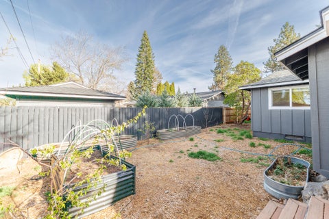 Tiny photo for 1382 NE Drost Drive, Bend, OR 97701 (MLS # 220223028)