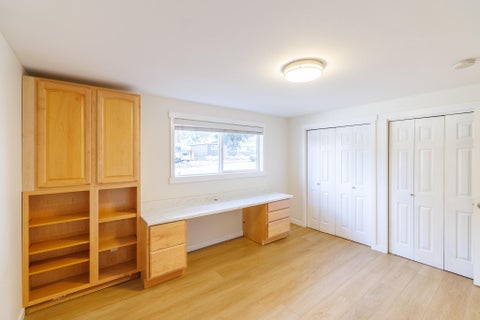 Tiny photo for 1382 NE Drost Drive, Bend, OR 97701 (MLS # 220223028)