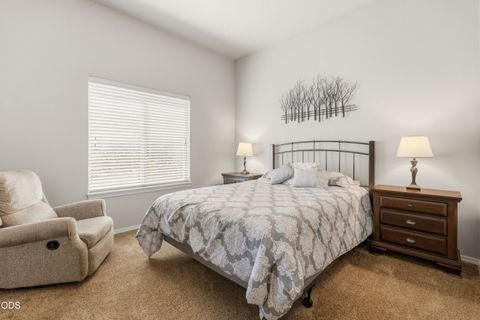 Tiny photo for 880 Willet Lane, Redmond, OR 97756 (MLS # 220223816)