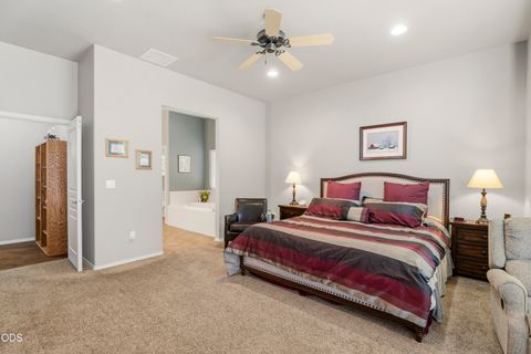 Tiny photo for 880 Willet Lane, Redmond, OR 97756 (MLS # 220223816)