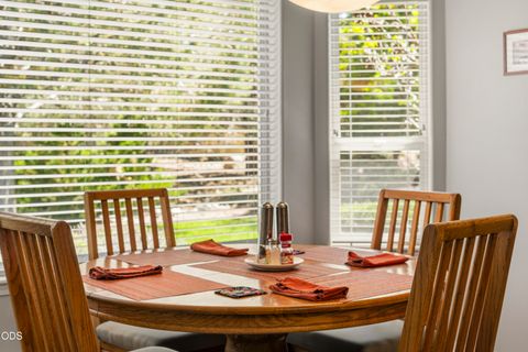 Tiny photo for 880 Willet Lane, Redmond, OR 97756 (MLS # 220223816)