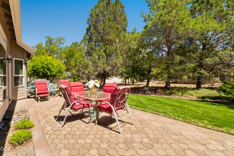 Tiny photo for 880 Willet Lane, Redmond, OR 97756 (MLS # 220223816)