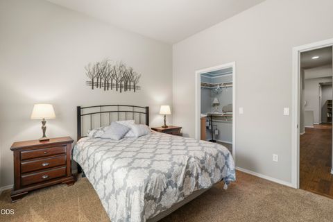 Tiny photo for 880 Willet Lane, Redmond, OR 97756 (MLS # 220223816)